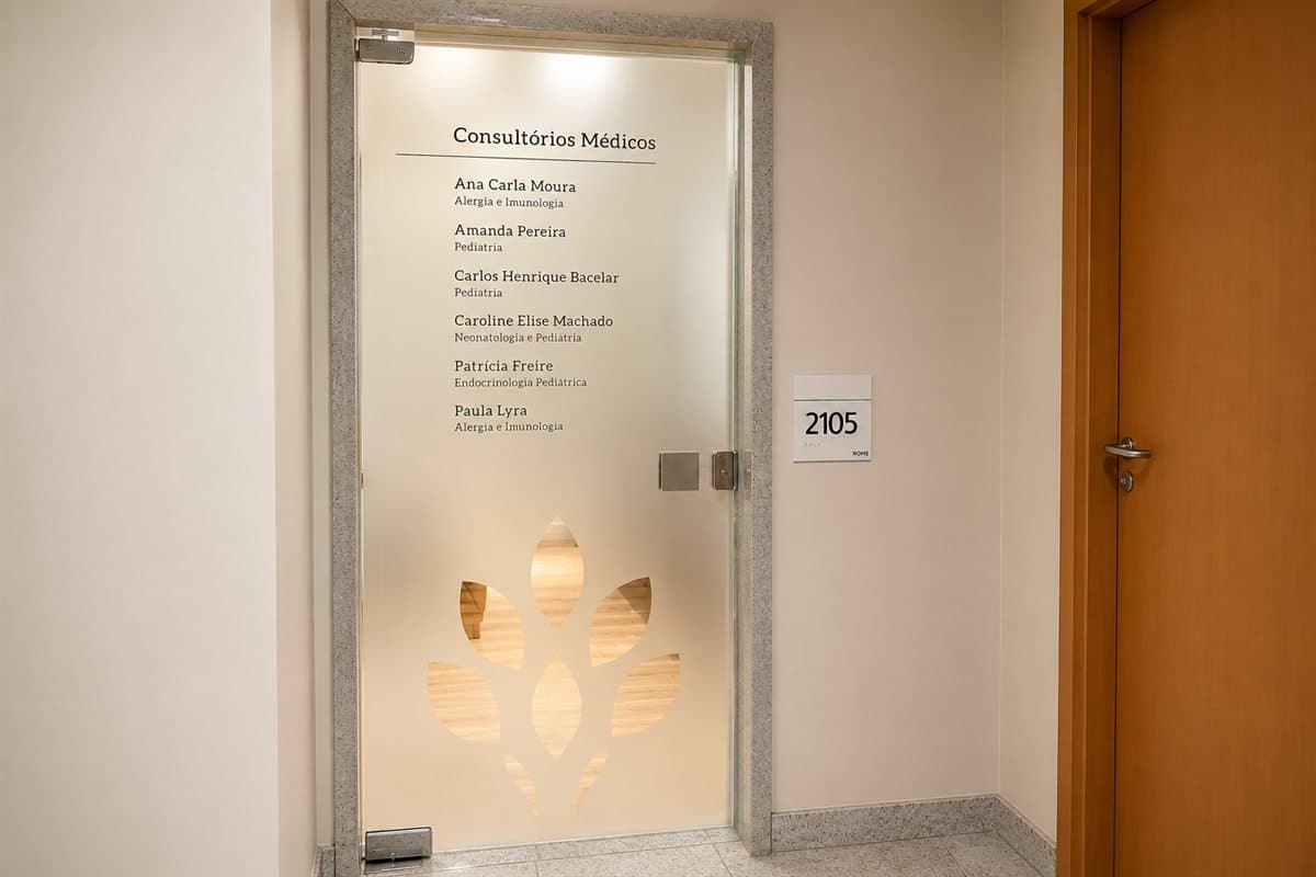 Entrada Consultórios Médicos — Sala 2105